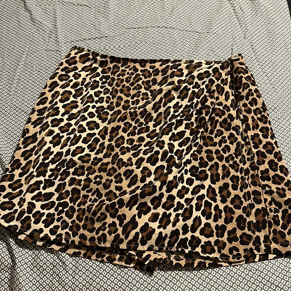 Cheetah print skort